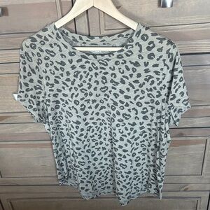 Green Leopard Print Short Sleeve Top